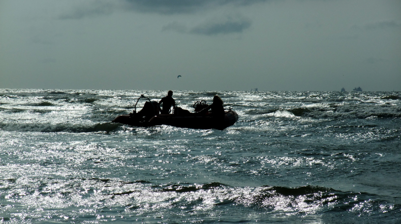 Reddingsboot op het water.